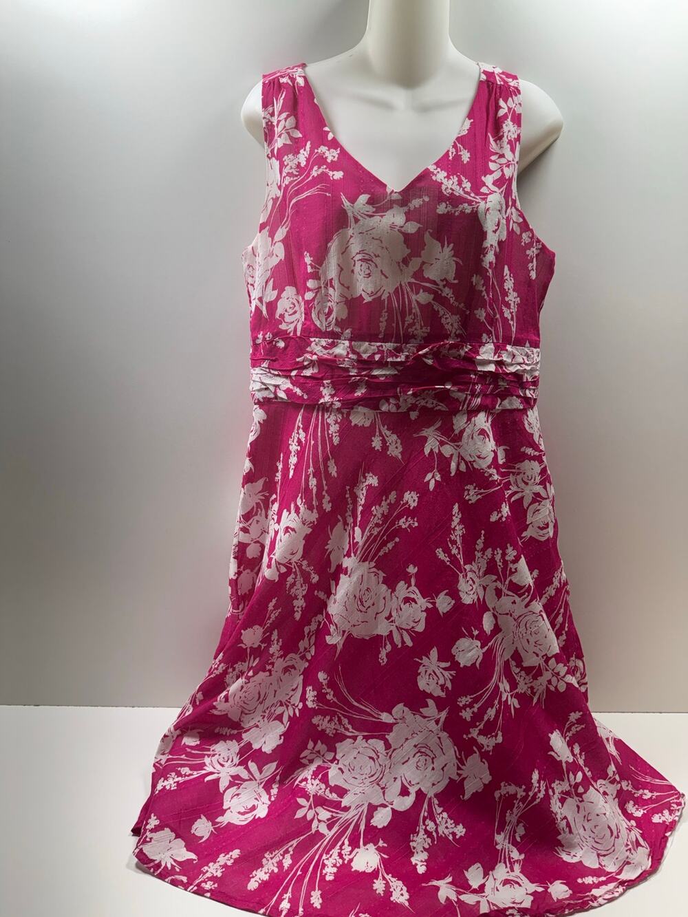 Robbie Bee Women’s Sun Dress Sz 14 Cotton Sleeveless V Neck Pink White Floral